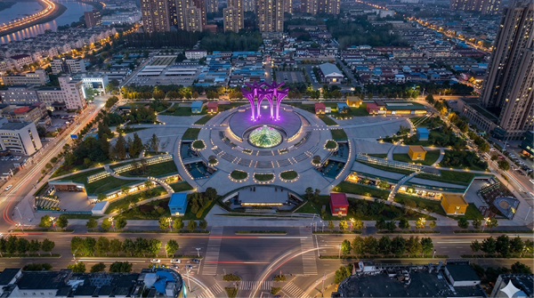 谷雨催人进 城更传喜报——省都会更新集团乐成中标霍邱县人民广场邻里中心项目